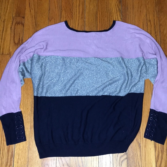 Colorblock Sweater - Picture 3 of 3